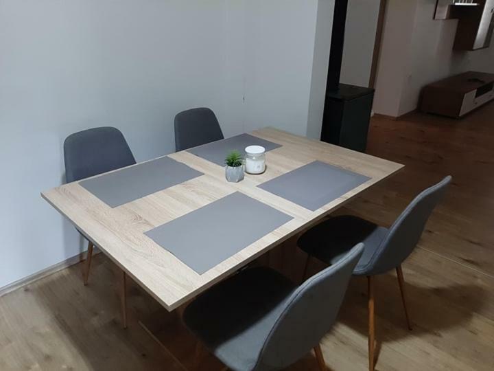 Zoe Apartment Марибор Екстериор снимка